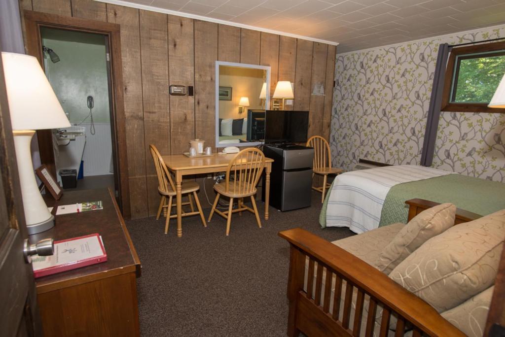 Wiscasset Woods Lodge Eksteriør bilde